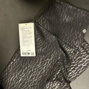 Lululemon Align HR crop 23”